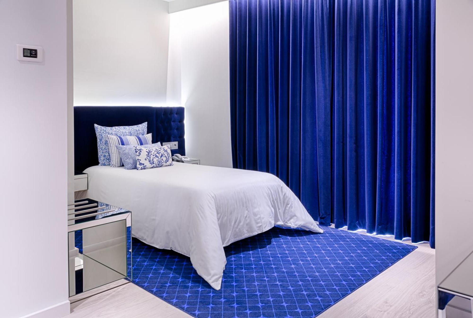 Single Room,1198582930:JPEG