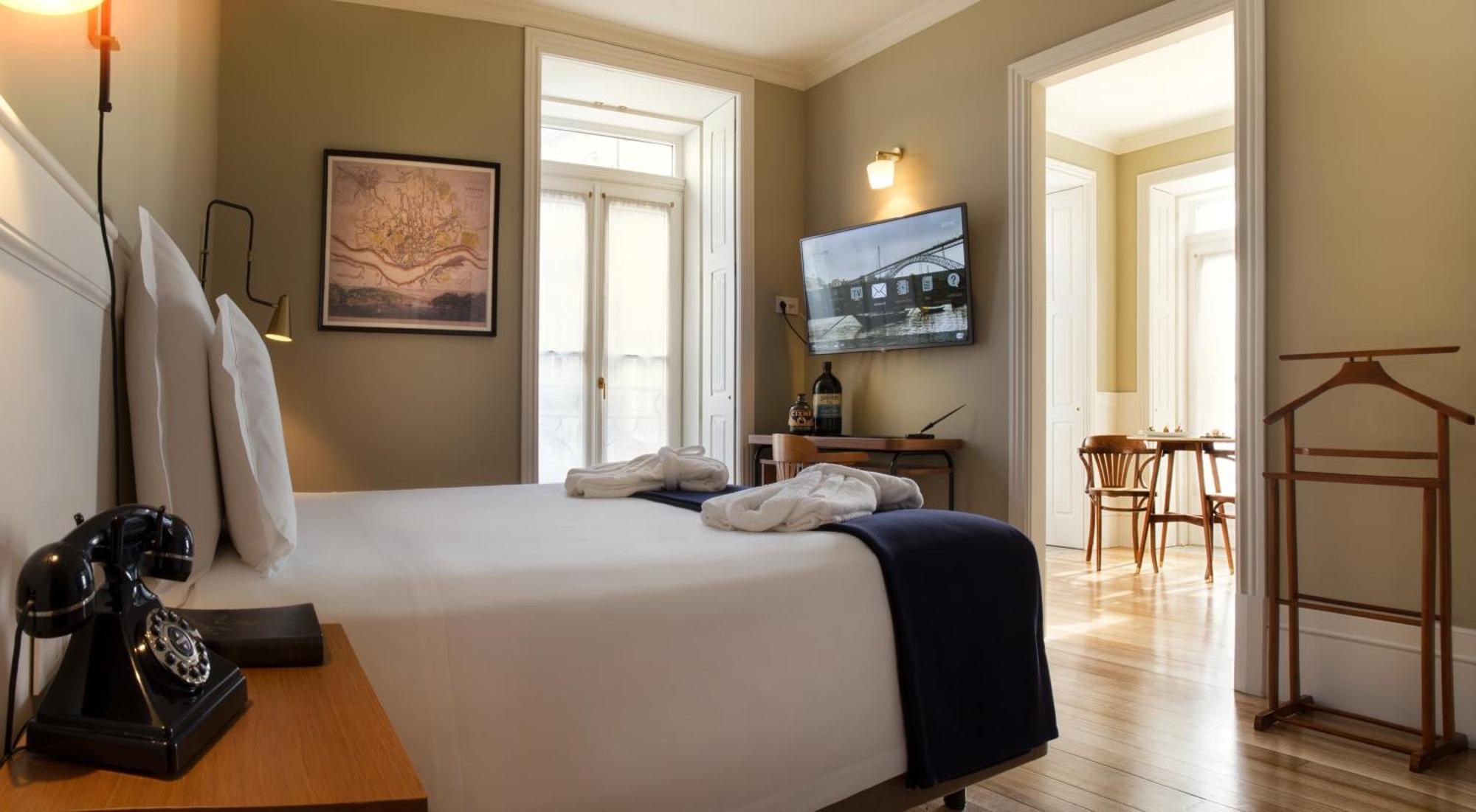 Superior Double or Twin Room,1433295013:JPEG
