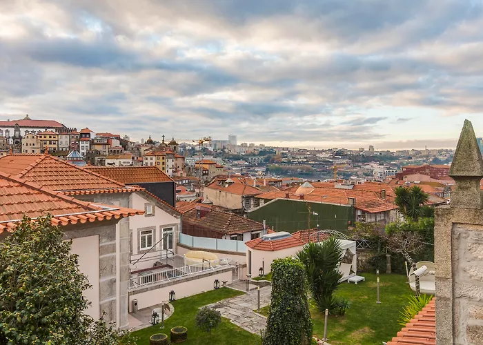 Vitoria Village